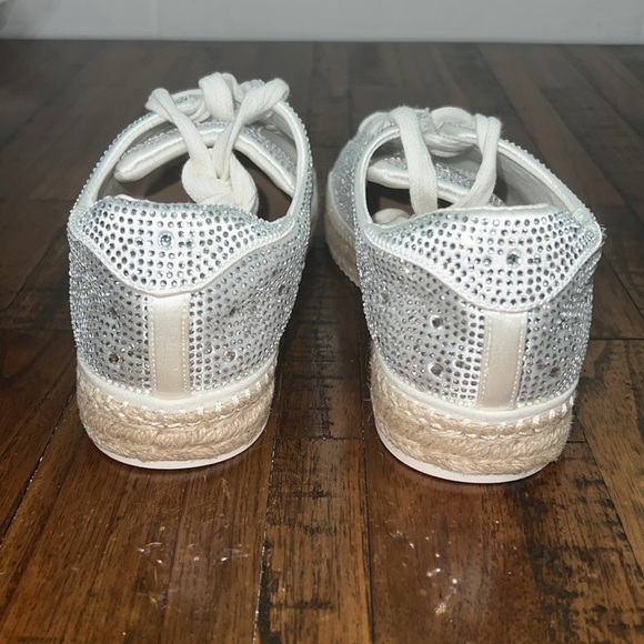 NWT Lola2 Sneakers white with Silver Rhinestones size 7 - Picture 6 of 14